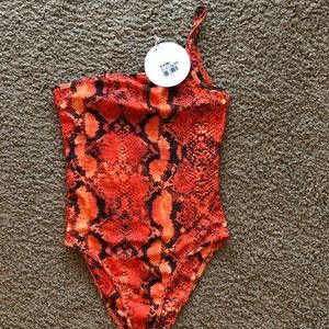 SINGLE STRAP BODY SUIT